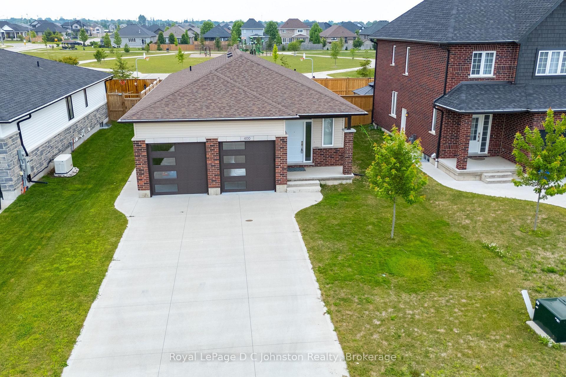 Property Photo:  400 Mary Rose Avenue #1 &Amp #2  ON N0H 2C3 