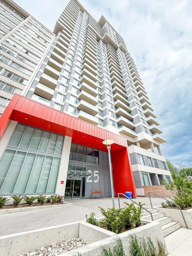 Property Photo: 25 Holly Street 908 ON M4S 0E3