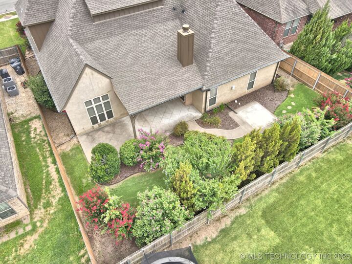 Property Photo:  16311 E 48th Street  OK 74134 
