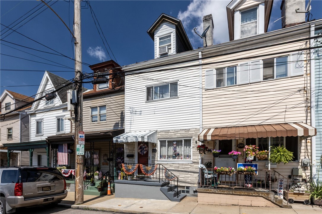 Property Photo: 422 Ella St PA 15224