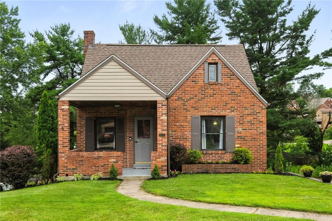 Property Photo:  616 Highview Rd  PA 15234 
