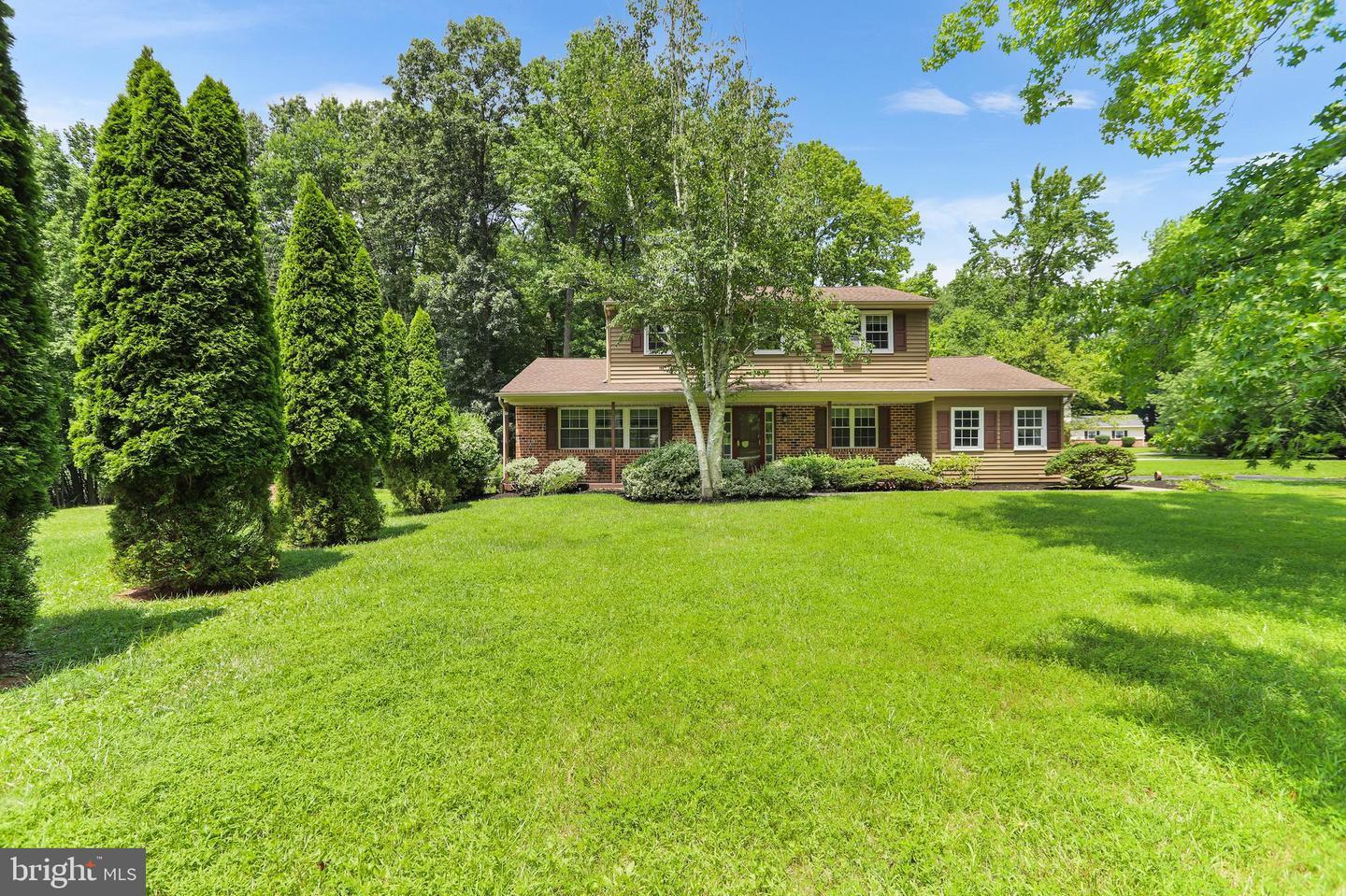 Property Photo: 3827 Sharon Drive PA 19060
