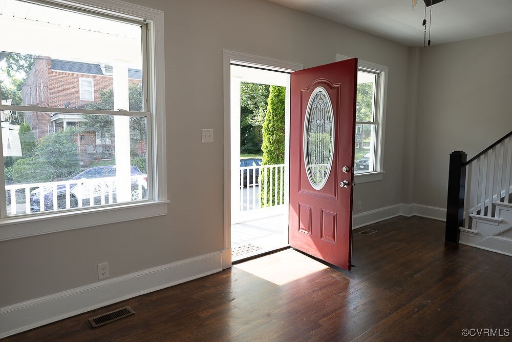 Property Photo: 3009 Woodcliff Avenue VA 23222