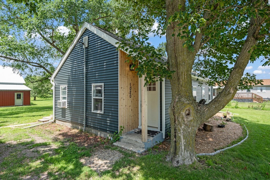 Property Photo:  1020 SW 3rd Street  IA 50201 