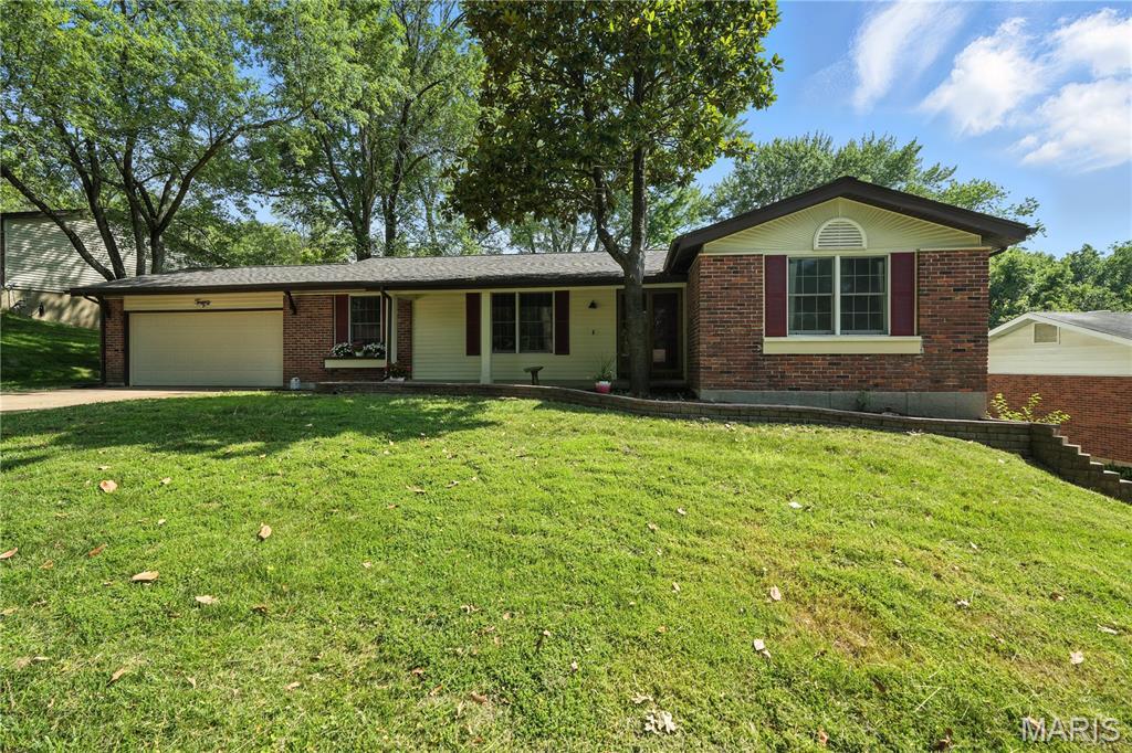 Property Photo: 20 Hiddenbrook Drive MO 63033