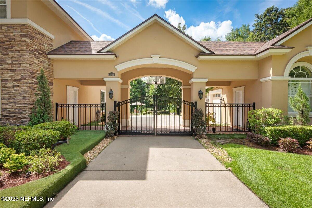 Property Photo:  2563 Ferntree Lane  FL 32003 