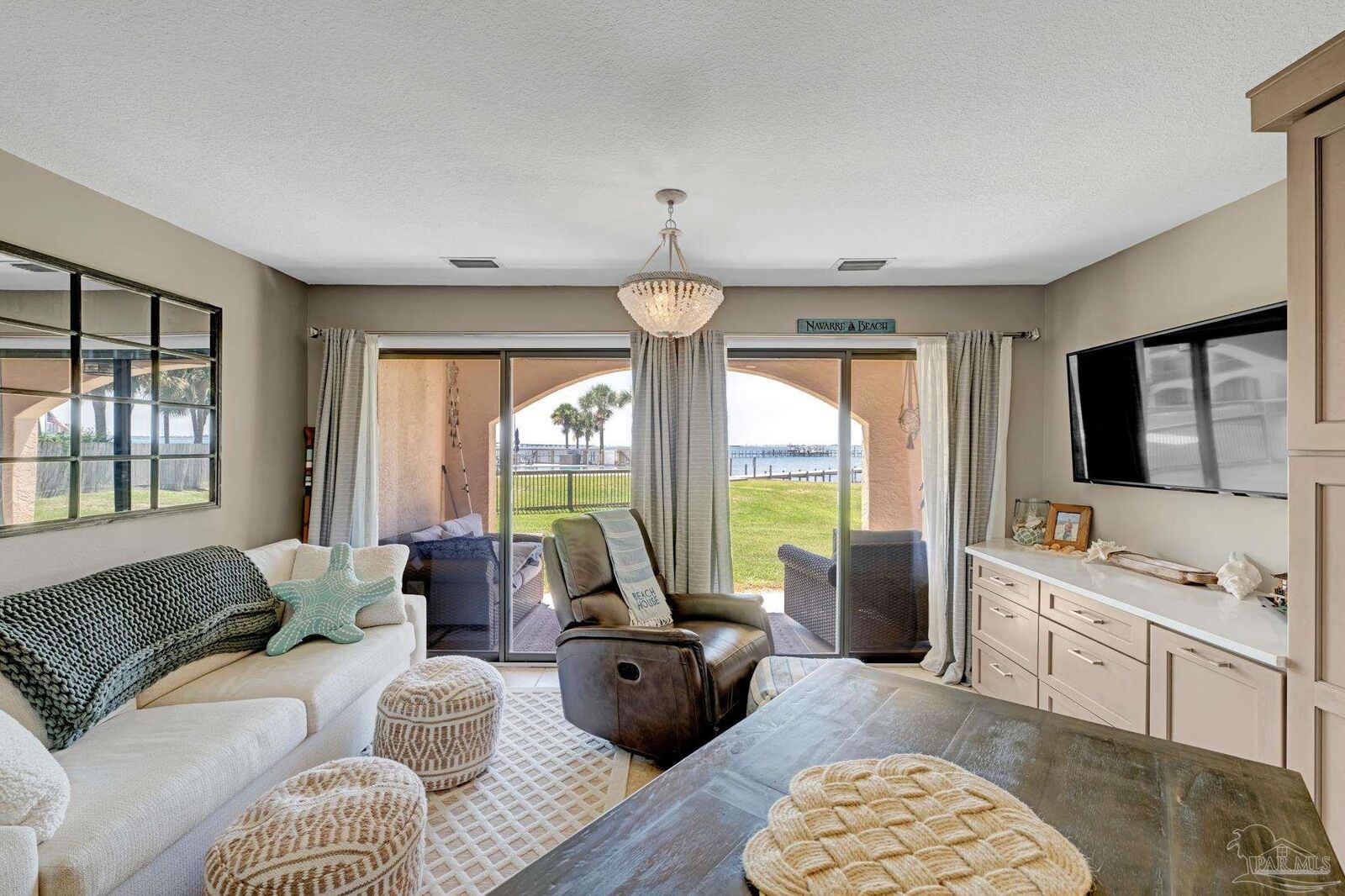 Property Photo:  8253 Navarre Pkwy D105  FL 32566 