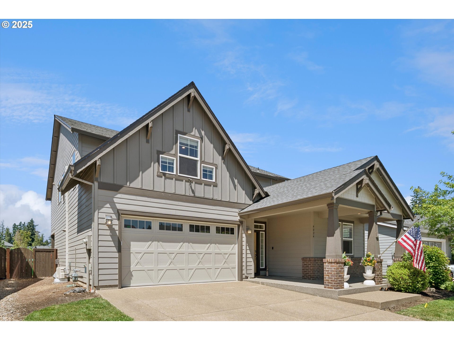 Property Photo: 4024 SE Faith Ave OR 97267