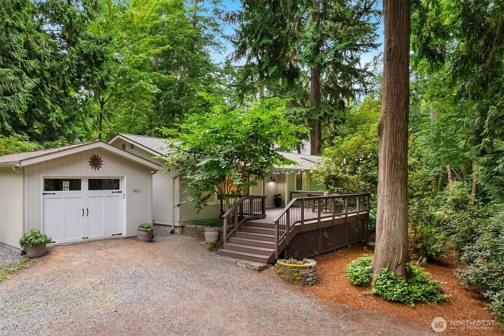 9820 NE Beach Crest Drive  Bainbridge Island WA 98110 photo