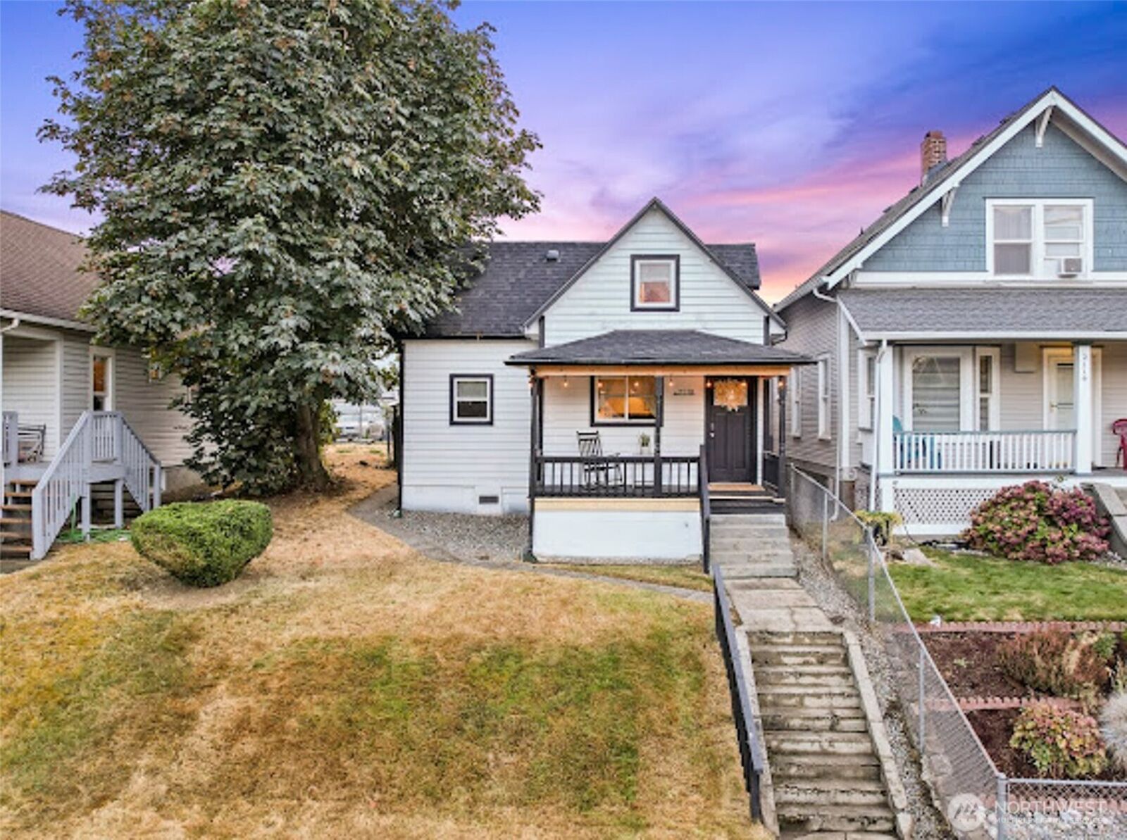 Property Photo:  2118 S Sheridan Avenue  WA 98405 