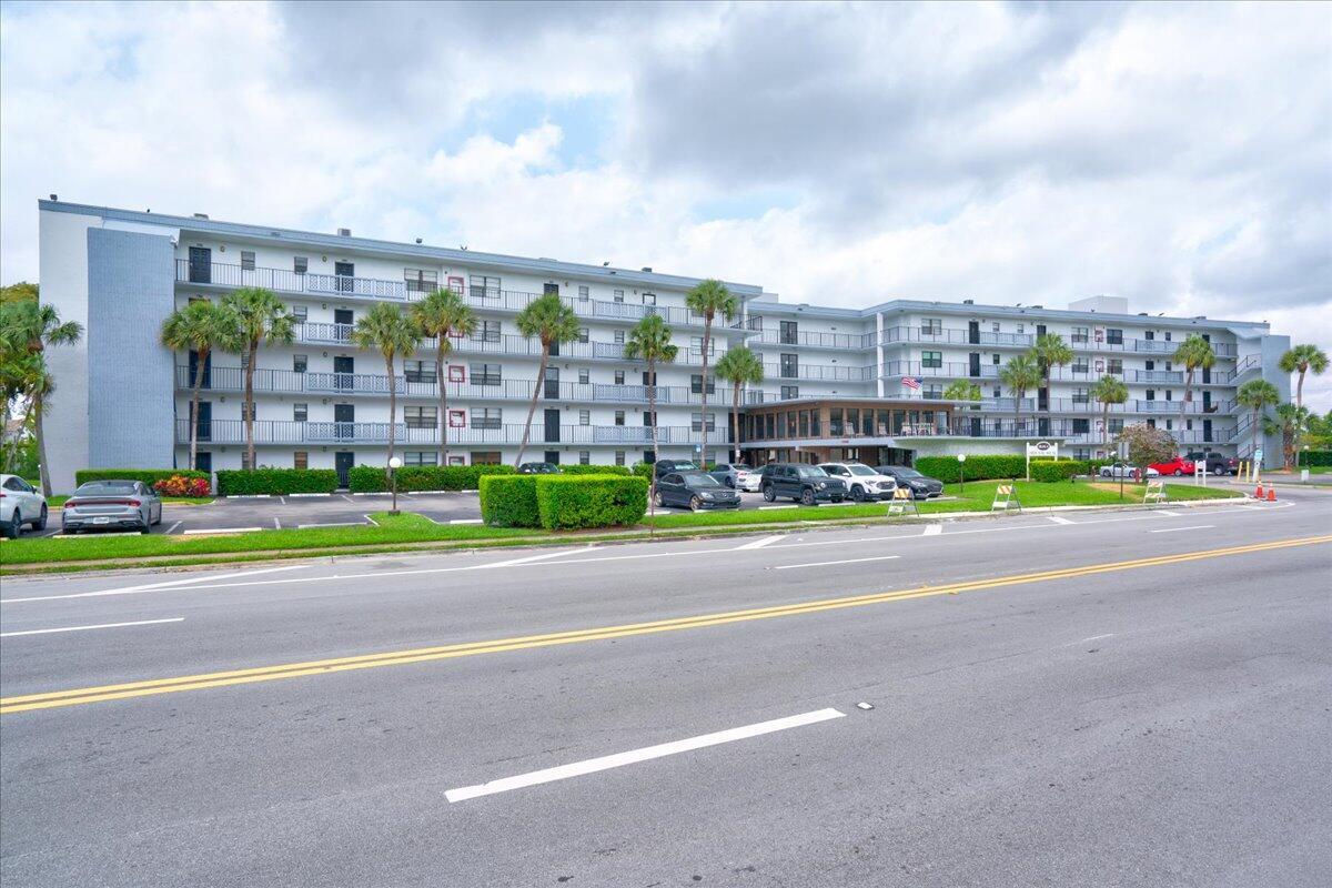 Property Photo:  9235 SW 8th Street 307  FL 33428 