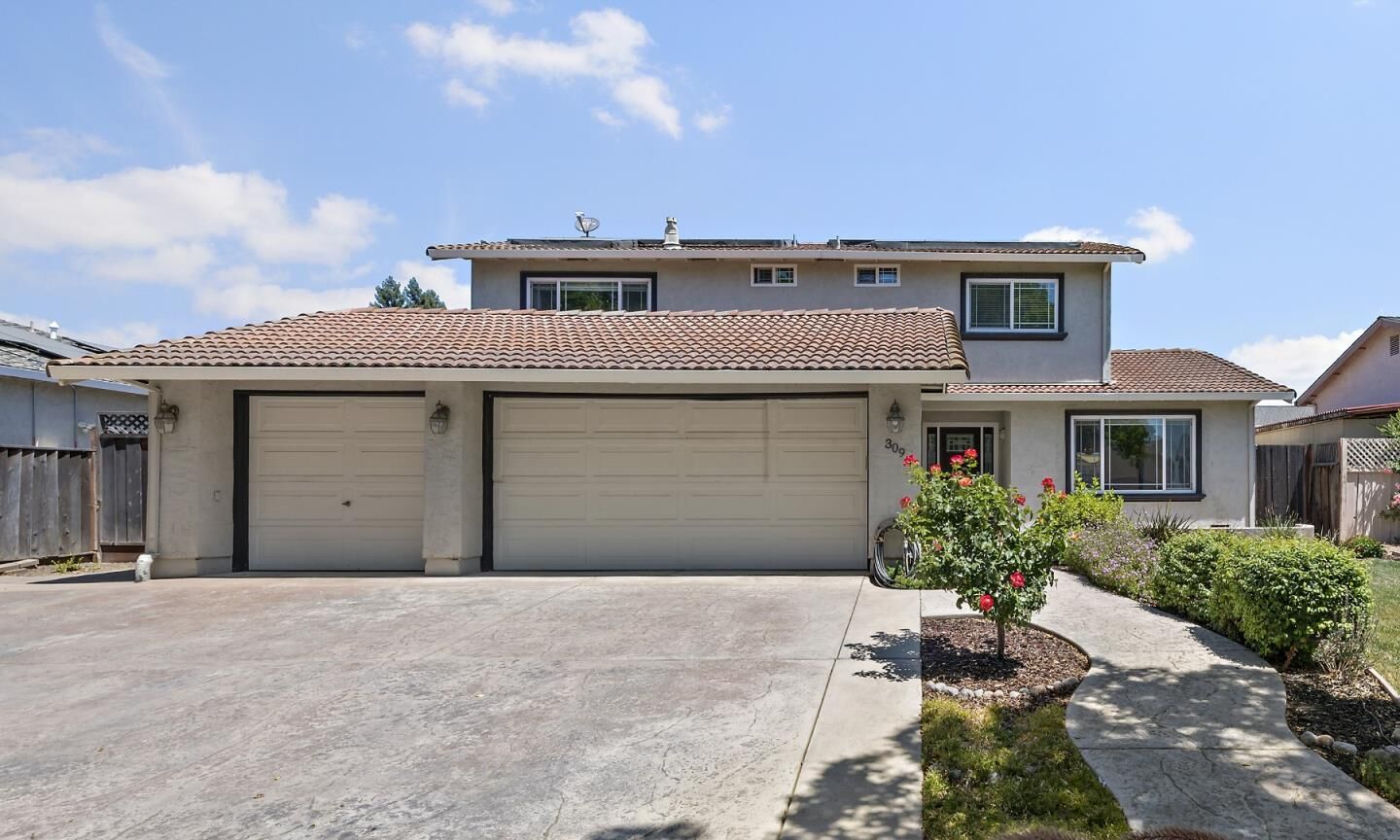Property Photo:  309 Churchill Place  CA 95020 