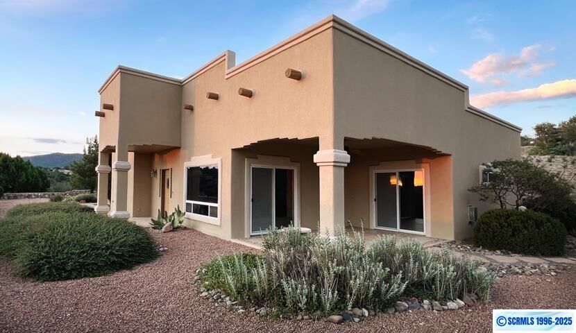 Property Photo:  211 Camino De Viento  NM 88061 