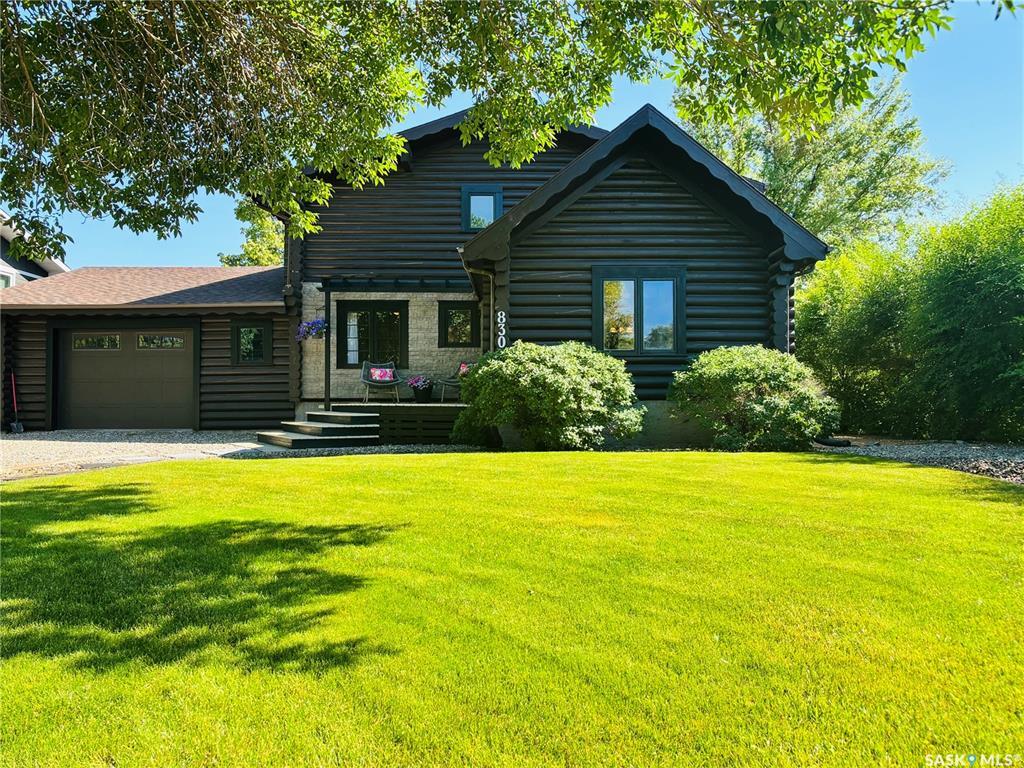 Property Photo:  830 Valley Street  SK S4A 2P8 