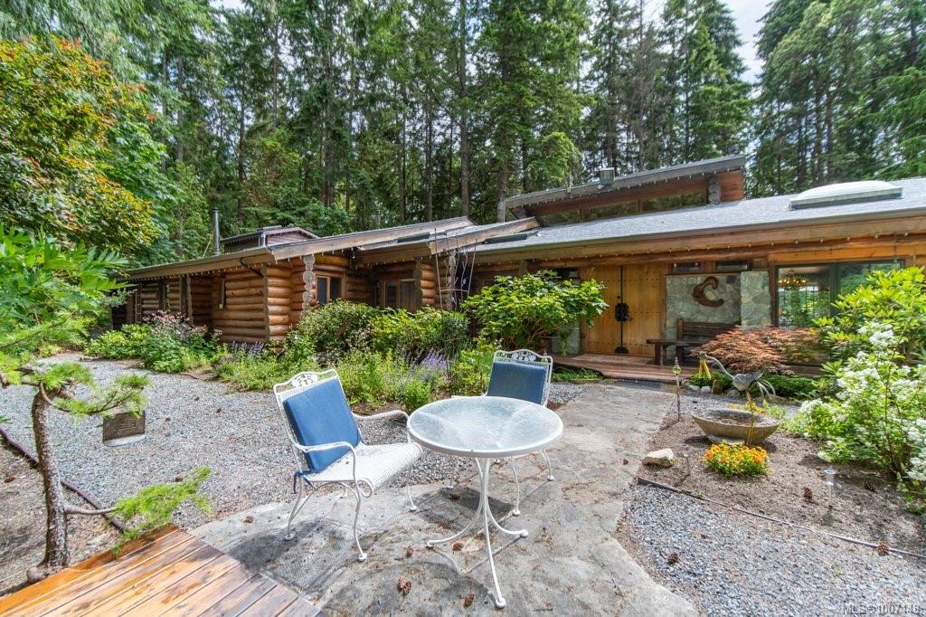 Photo de la propriété: 3272 Roper Rd BC V9G 1C4