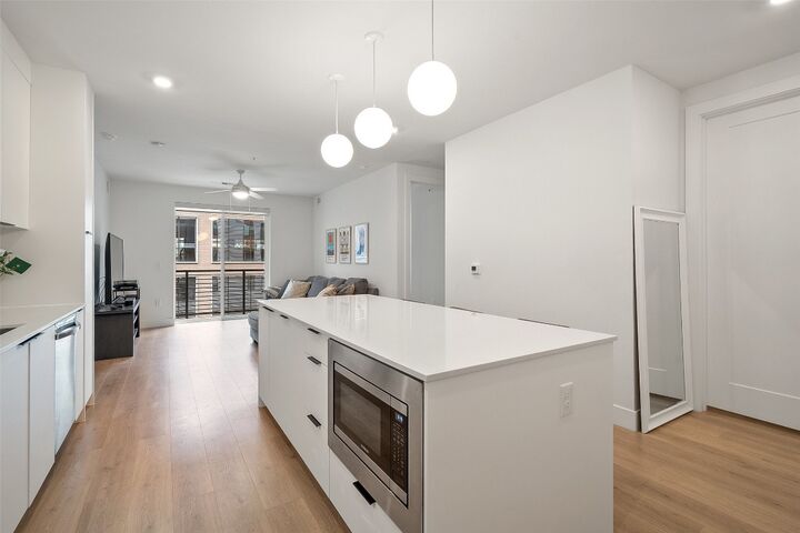 Property Photo:  1701 Simond Avenue 305  TX 78723 