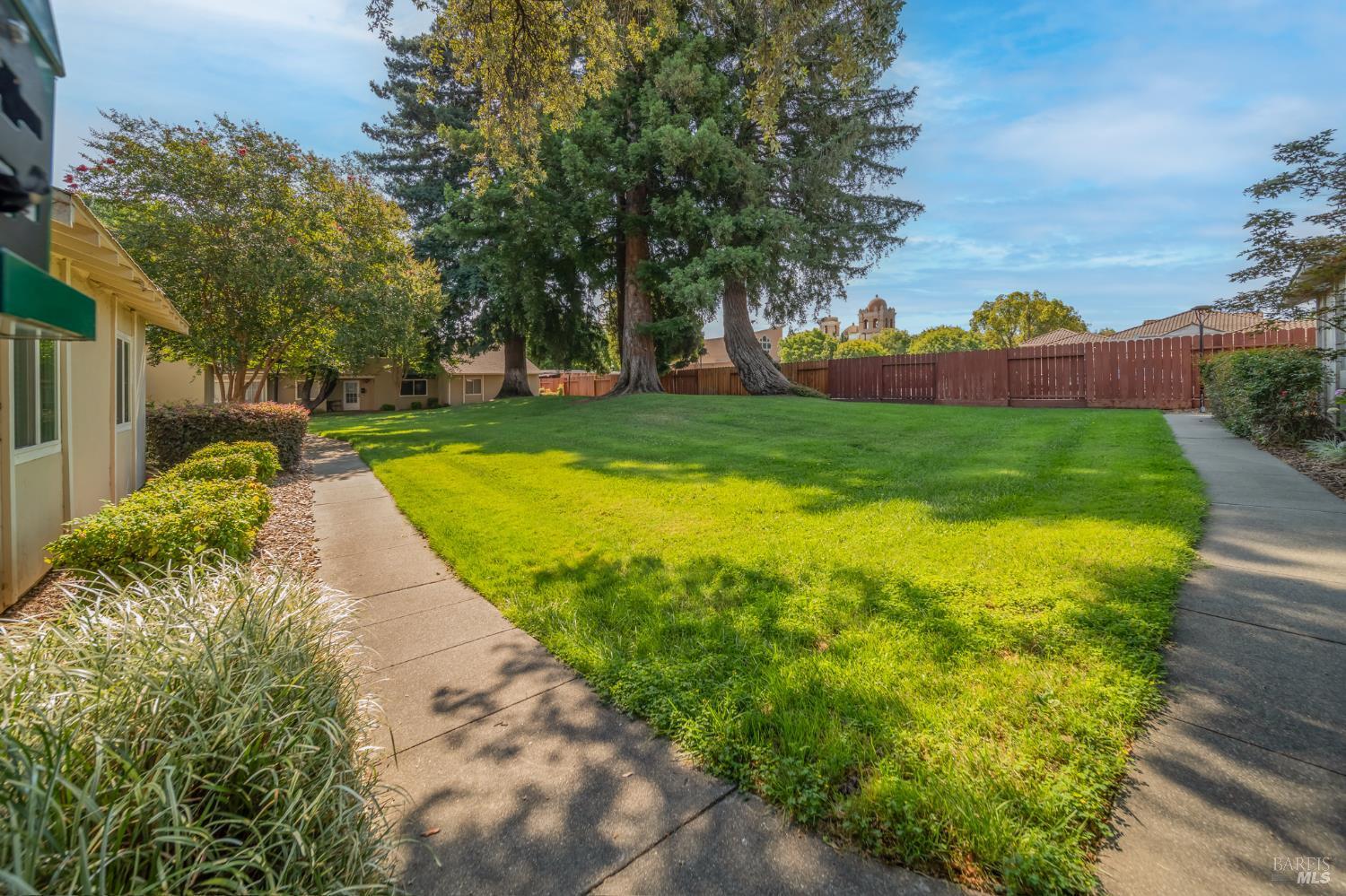 Property Photo: 468 Stinson Avenue CA 95688