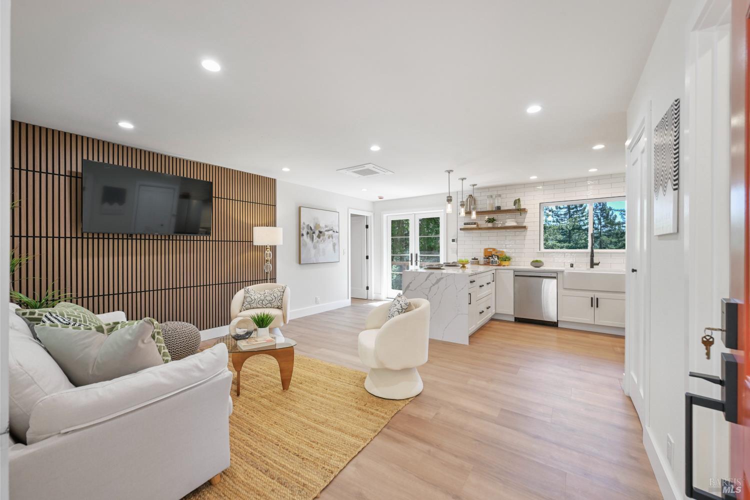 Property Photo: 14150 Fern Road CA 95446