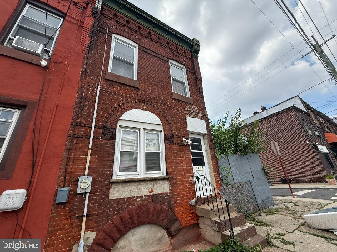 Property Photo: 2102 E Clearfield Street PA 19134