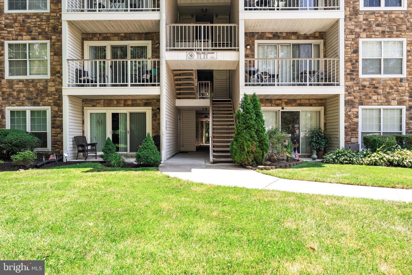 Property Photo: 67 Willow Court NJ 08619