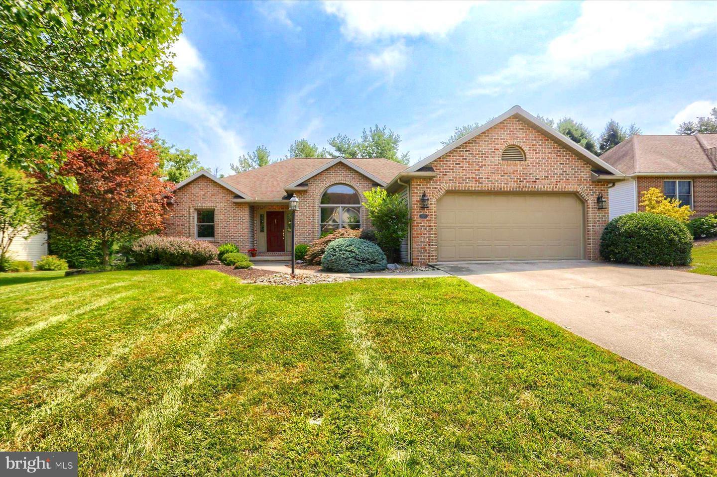 960 Woodley Drive  Mechanicsburg PA 17050 photo