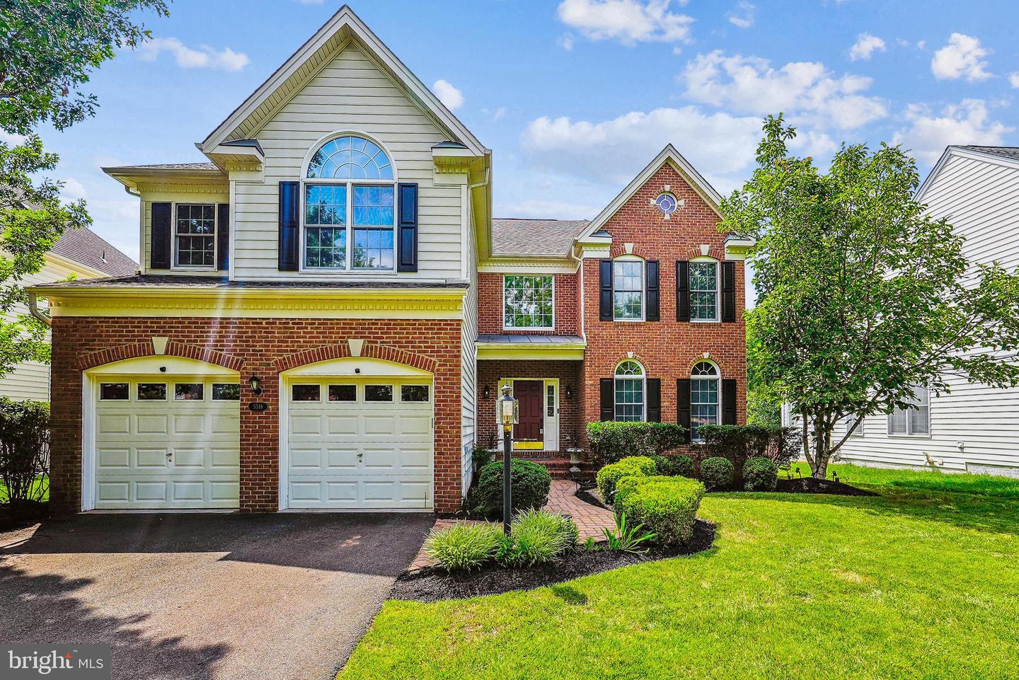 Property Photo: 5518 Hillsman Farm Lane VA 20169