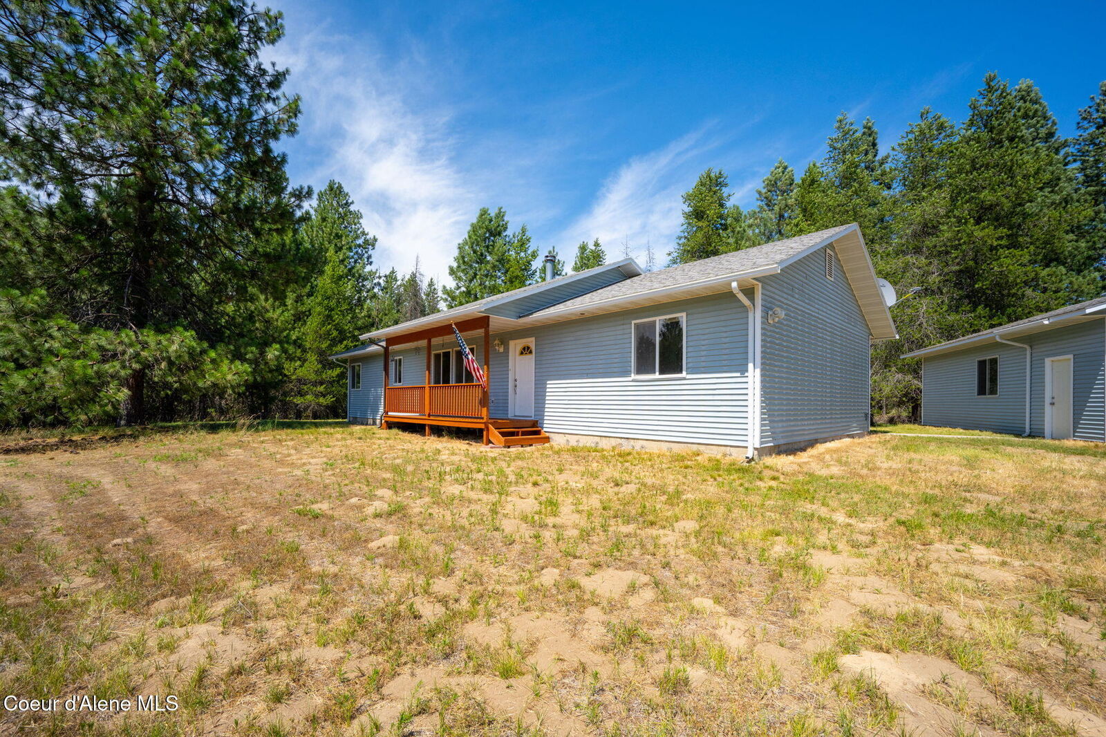 Property Photo: 9801 Lakeshore Dr ID 83860