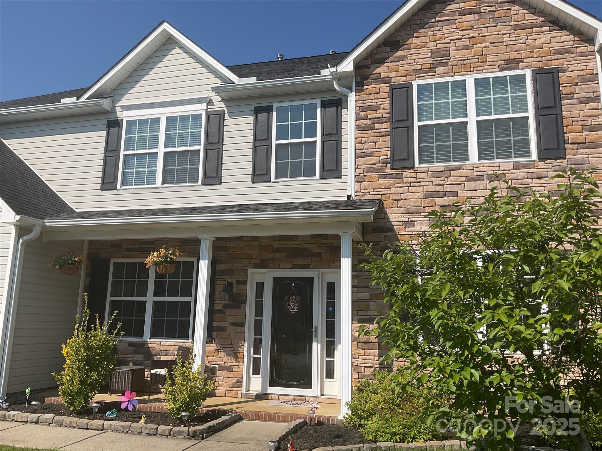 Property Photo: 172 Roanoke Road NC 28732