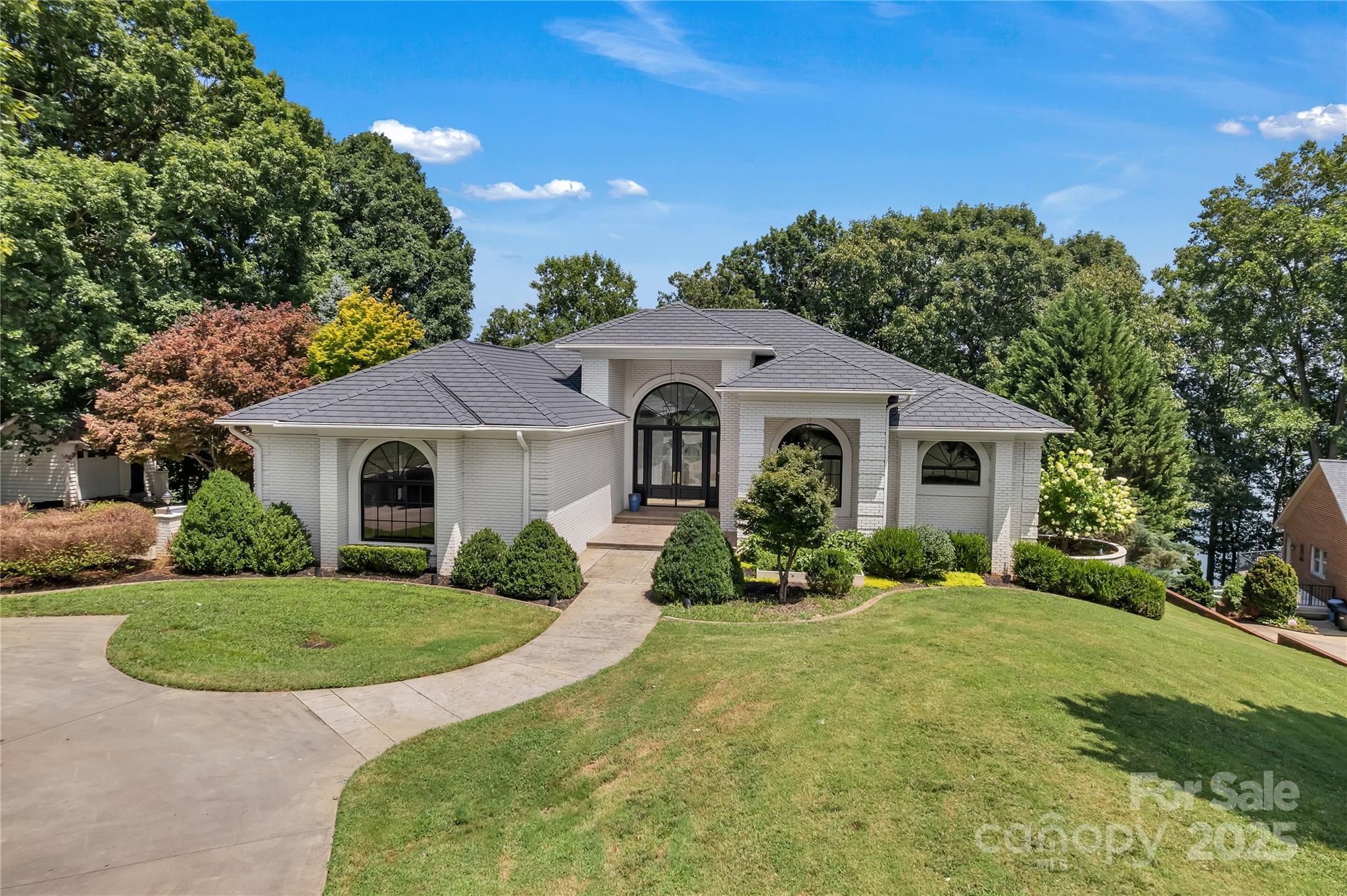 Property Photo:  104 Hidden Cove Drive  NC 28150 