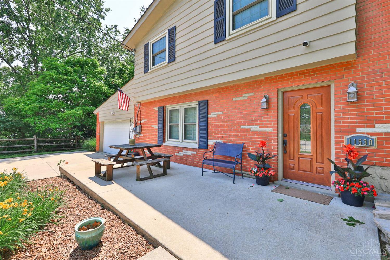 Property Photo: 11530 Reltas Court OH 45249