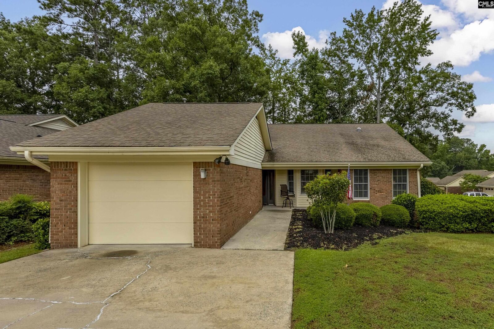Property Photo:  619 Ashwood Circle  SC 29169 