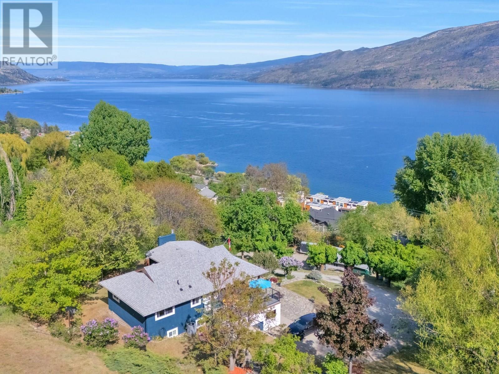Property Photo:  6090 Somerset Avenue  BC V0H 1X4 
