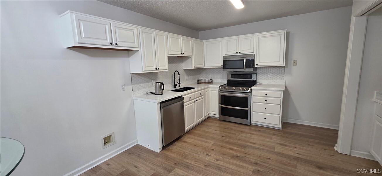 Property Photo: 7464 Dutch Lily Court VA 23111