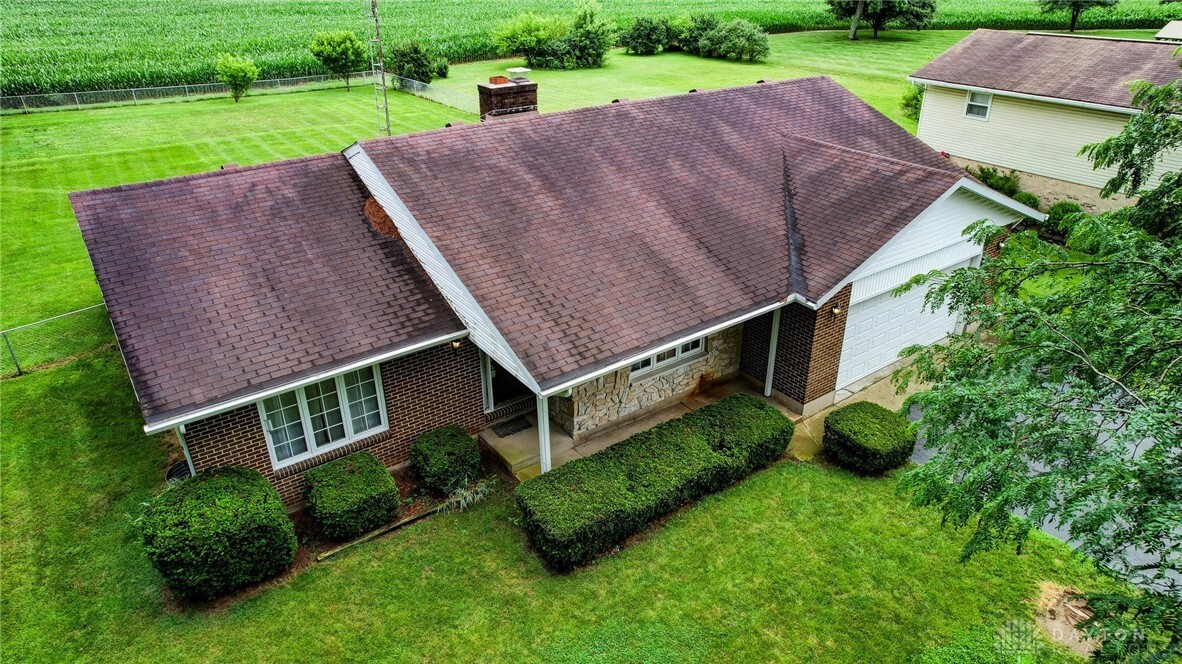 Property Photo: 2042 Hilltop Road OH 45385