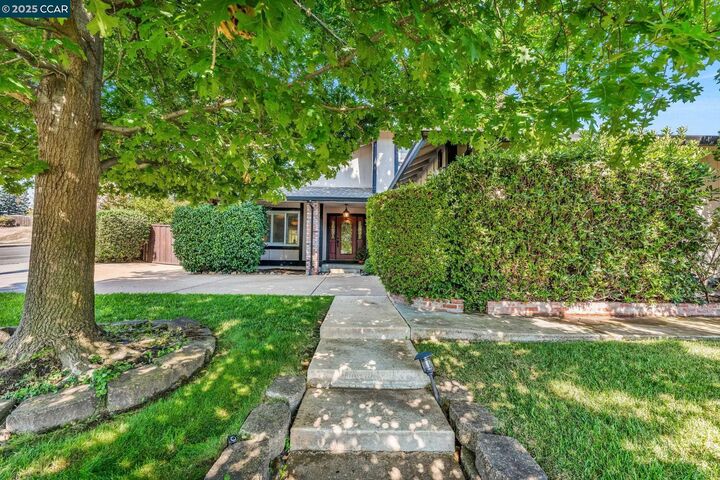 66 Midhill Rd  Martinez CA 94553 photo