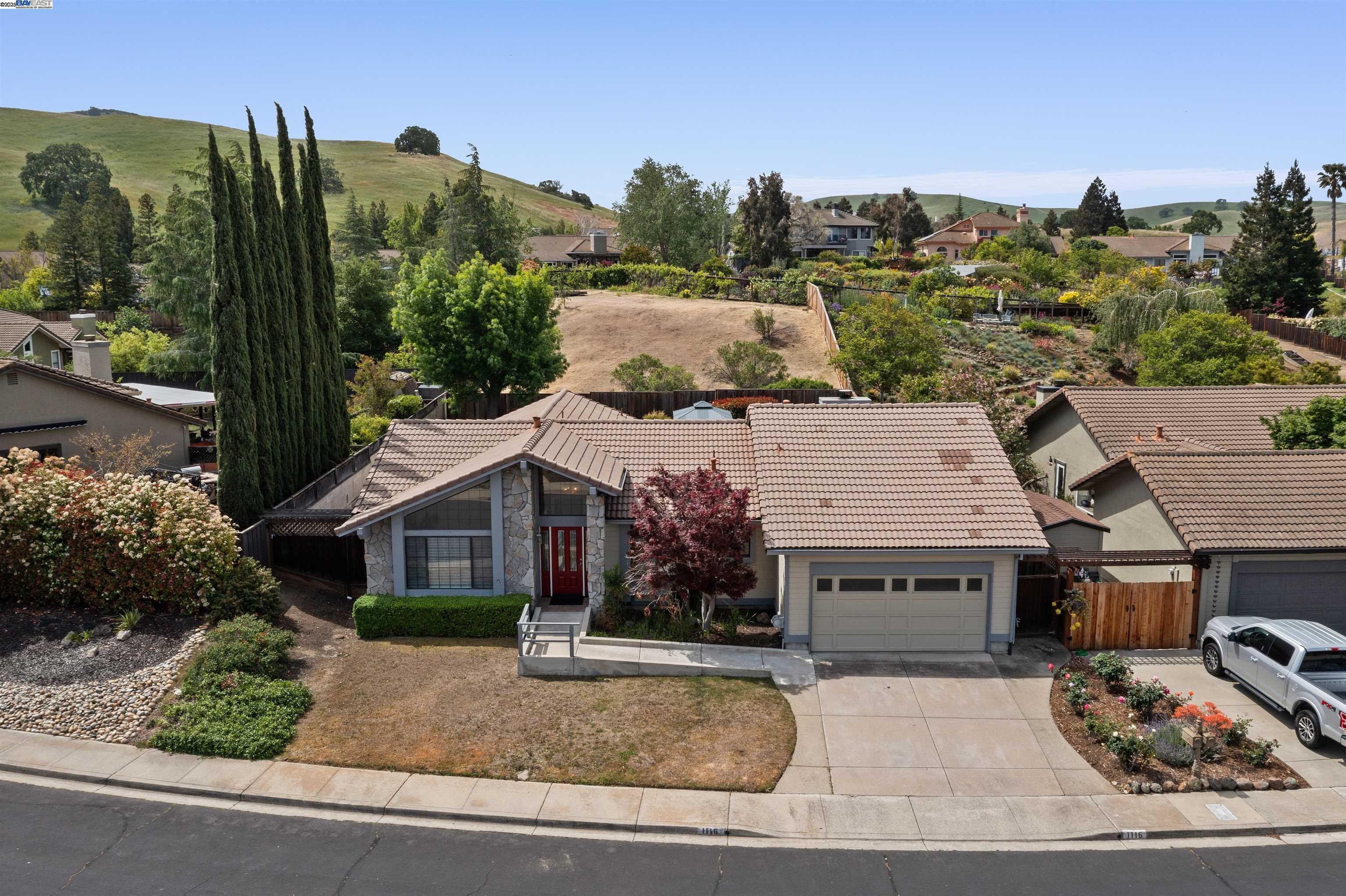 Property Photo: 1116 Vista Point Ln CA 94521