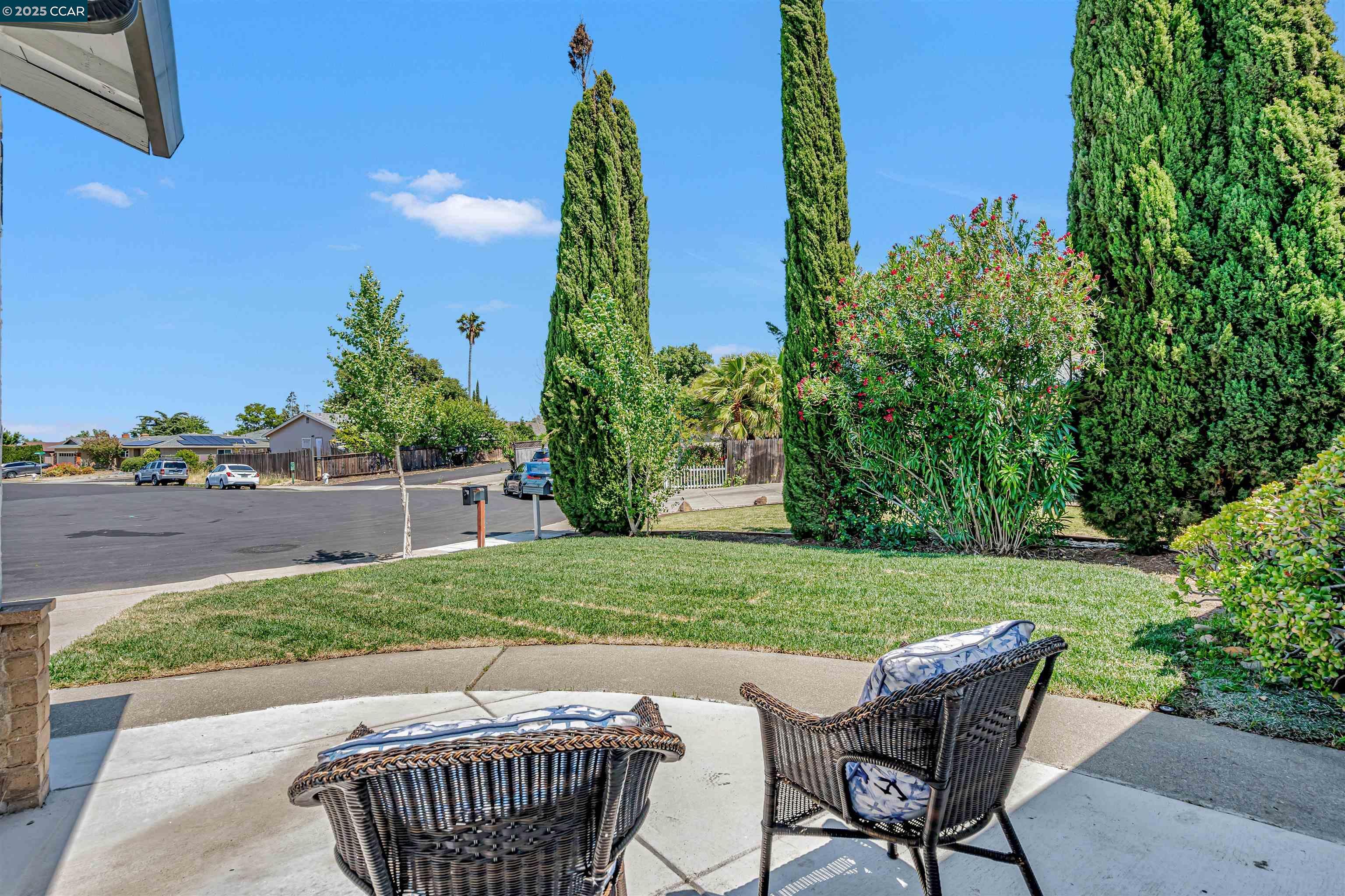 Property Photo: 2242 Westwood Ct CA 94565