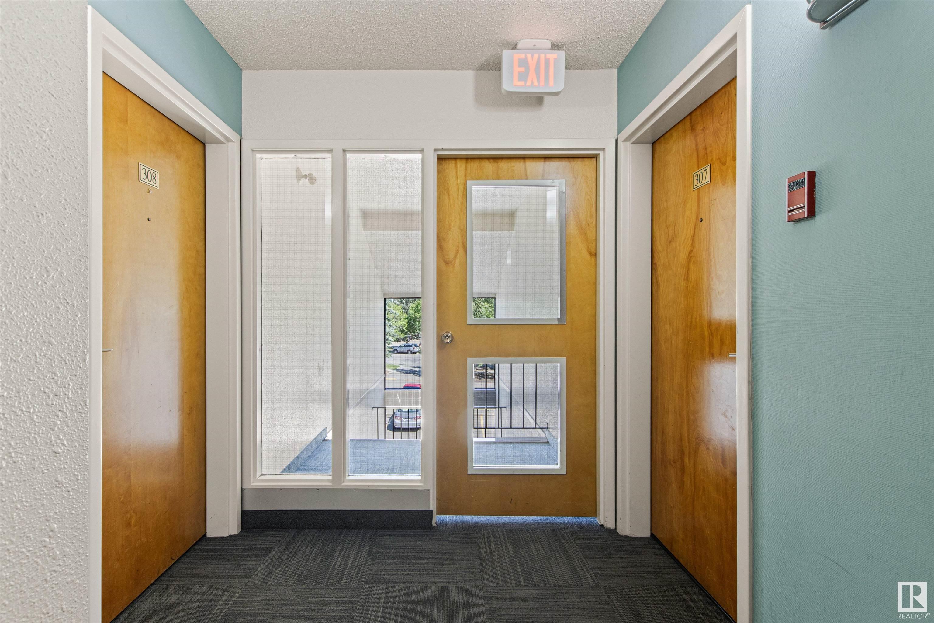 Property Photo:  32 Alpine Place 307  AB T8N 3Y2 