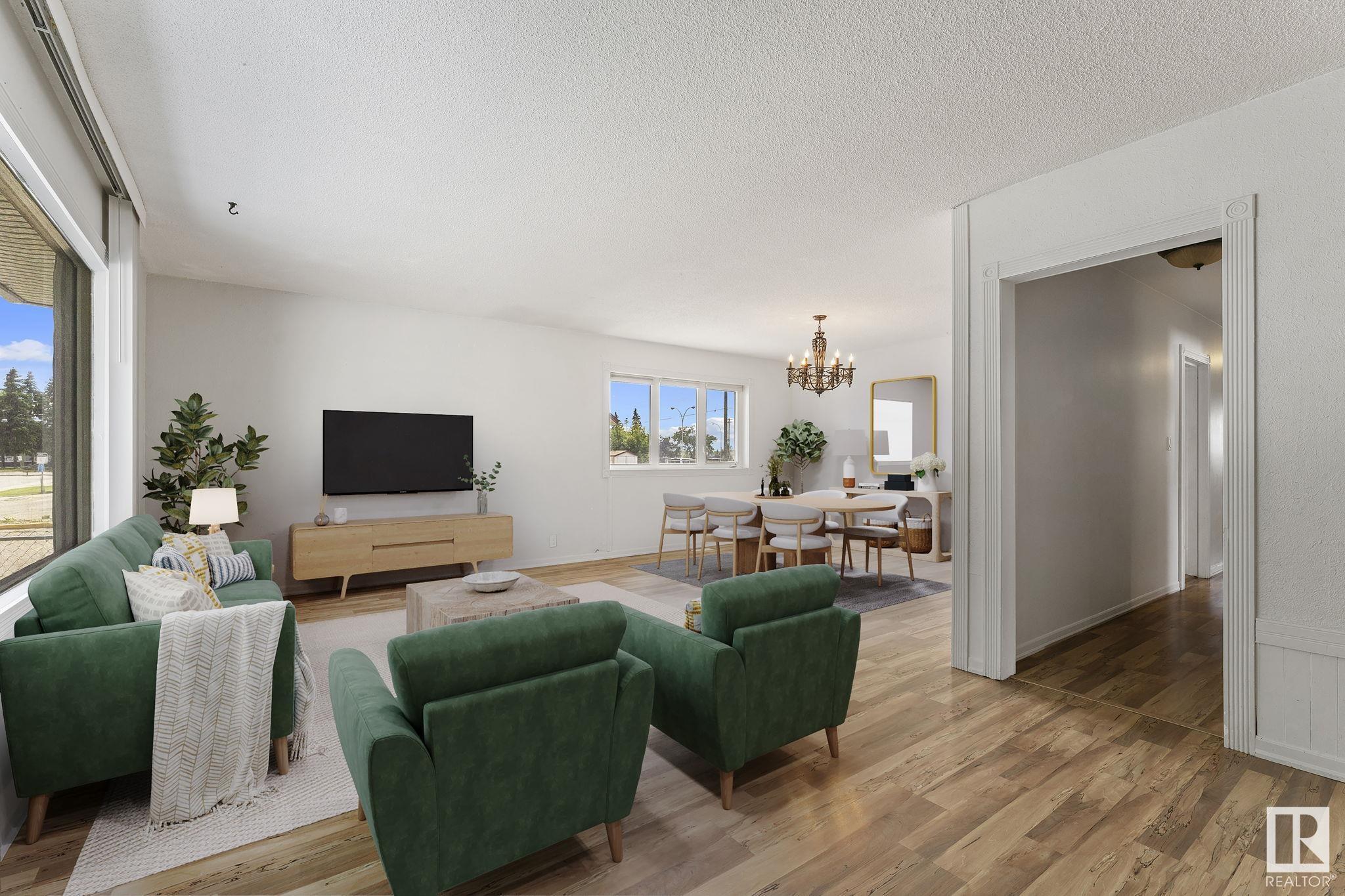 Property Photo:  13220 95 Street NW  AB T5E 3Y4 