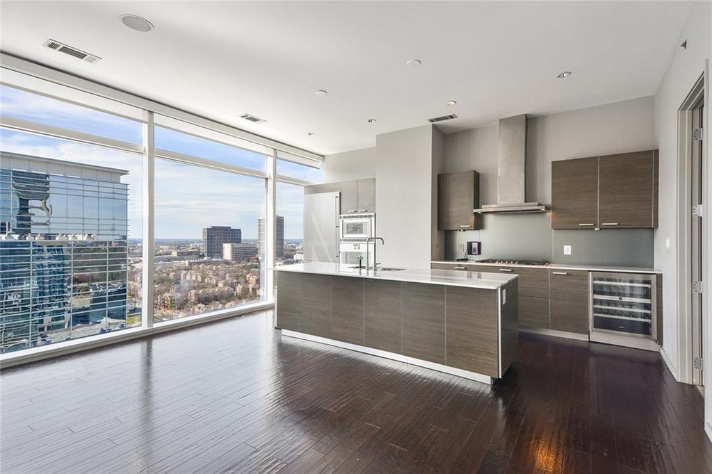 Property Photo: 45 Ivan Allen Jr Boulevard NW 1803 GA 30308