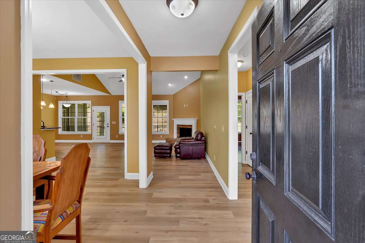 Property Photo: 125 Thornwood Drive SW GA 30165