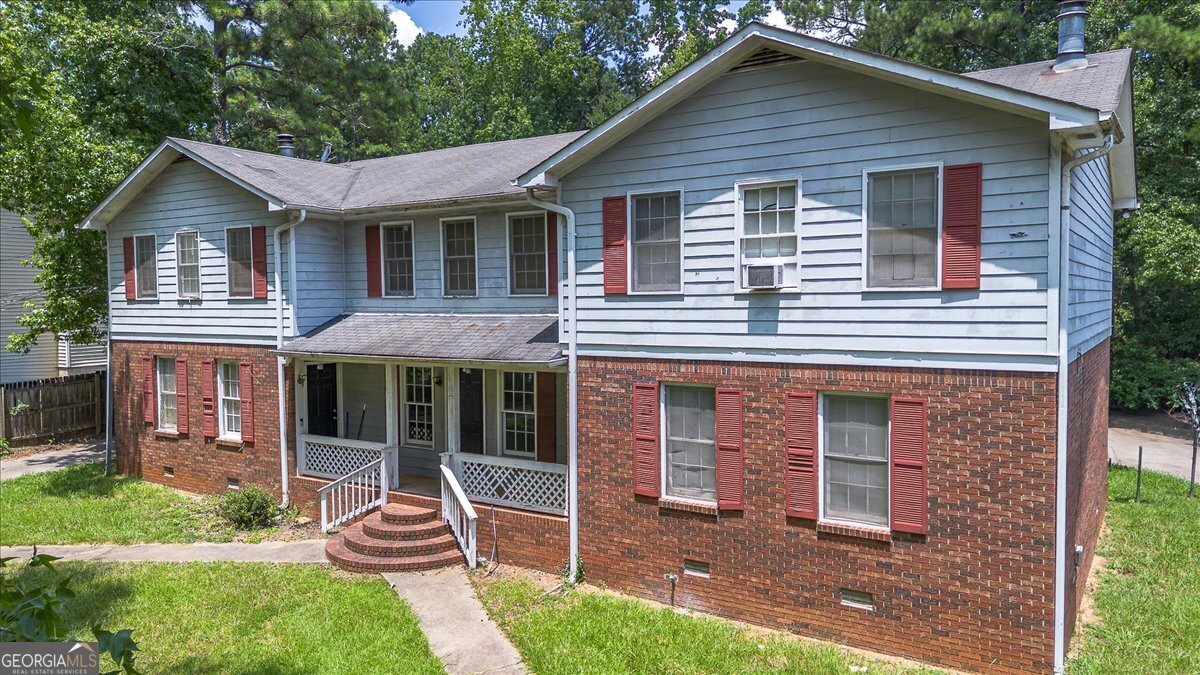 Property Photo: 208 Highland Park Drive GA 30605