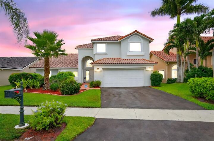 Property Photo:  1080 Spyglass  FL 33326 