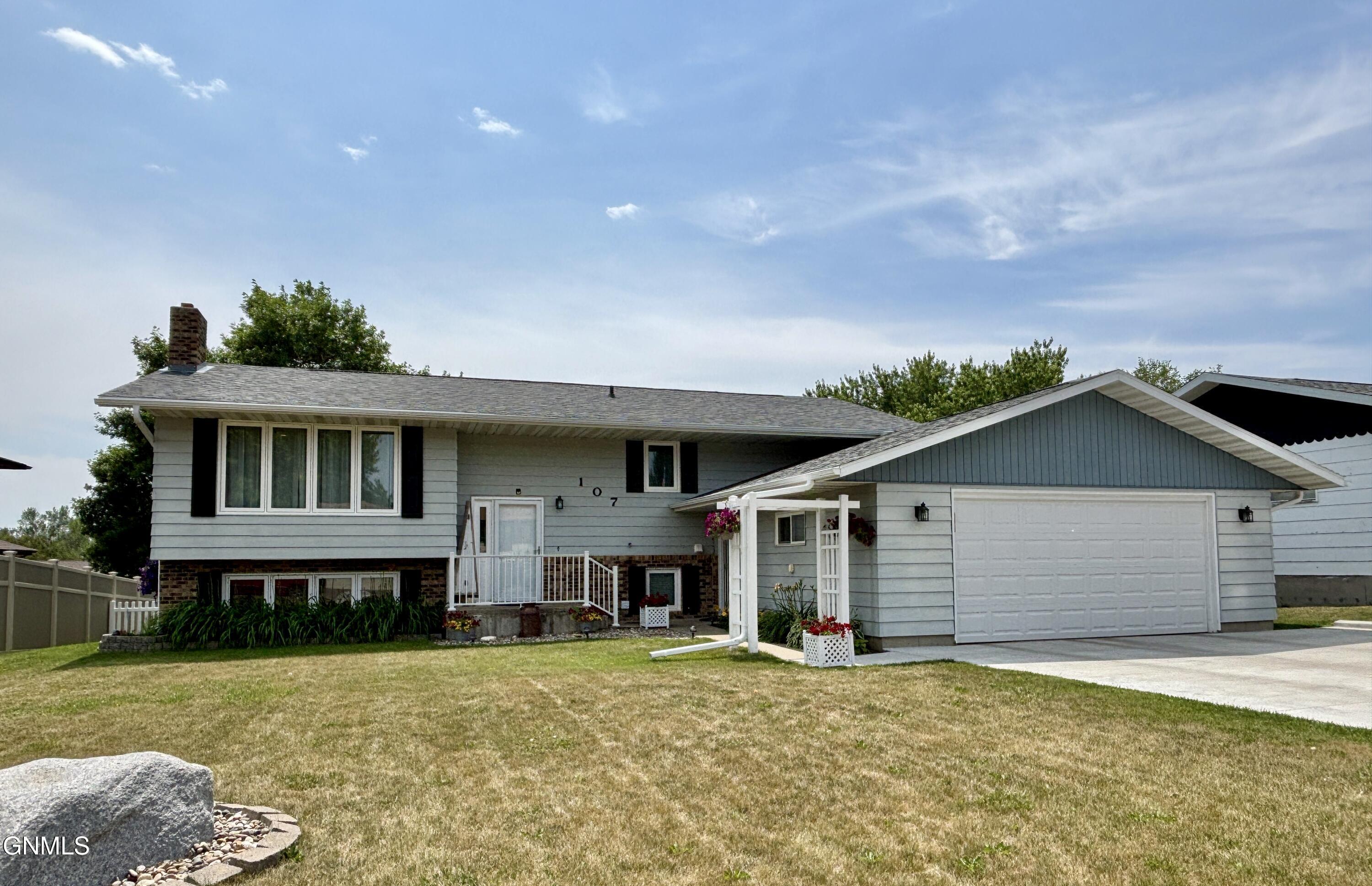 107 10th Street NW  Beulah ND 58523 photo