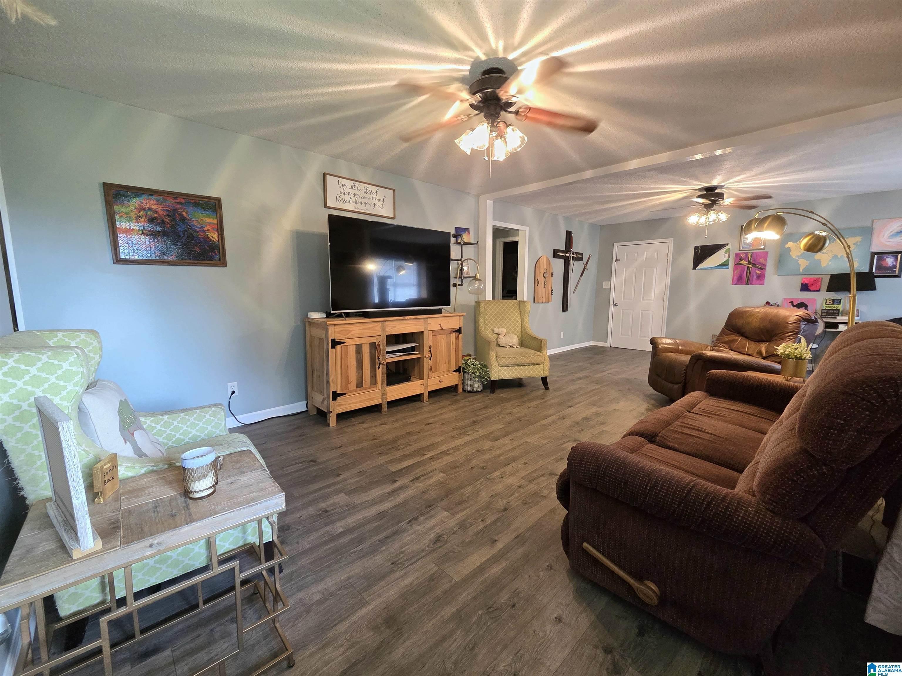 Property Photo:  512 Caroline Drive  AL 36277 