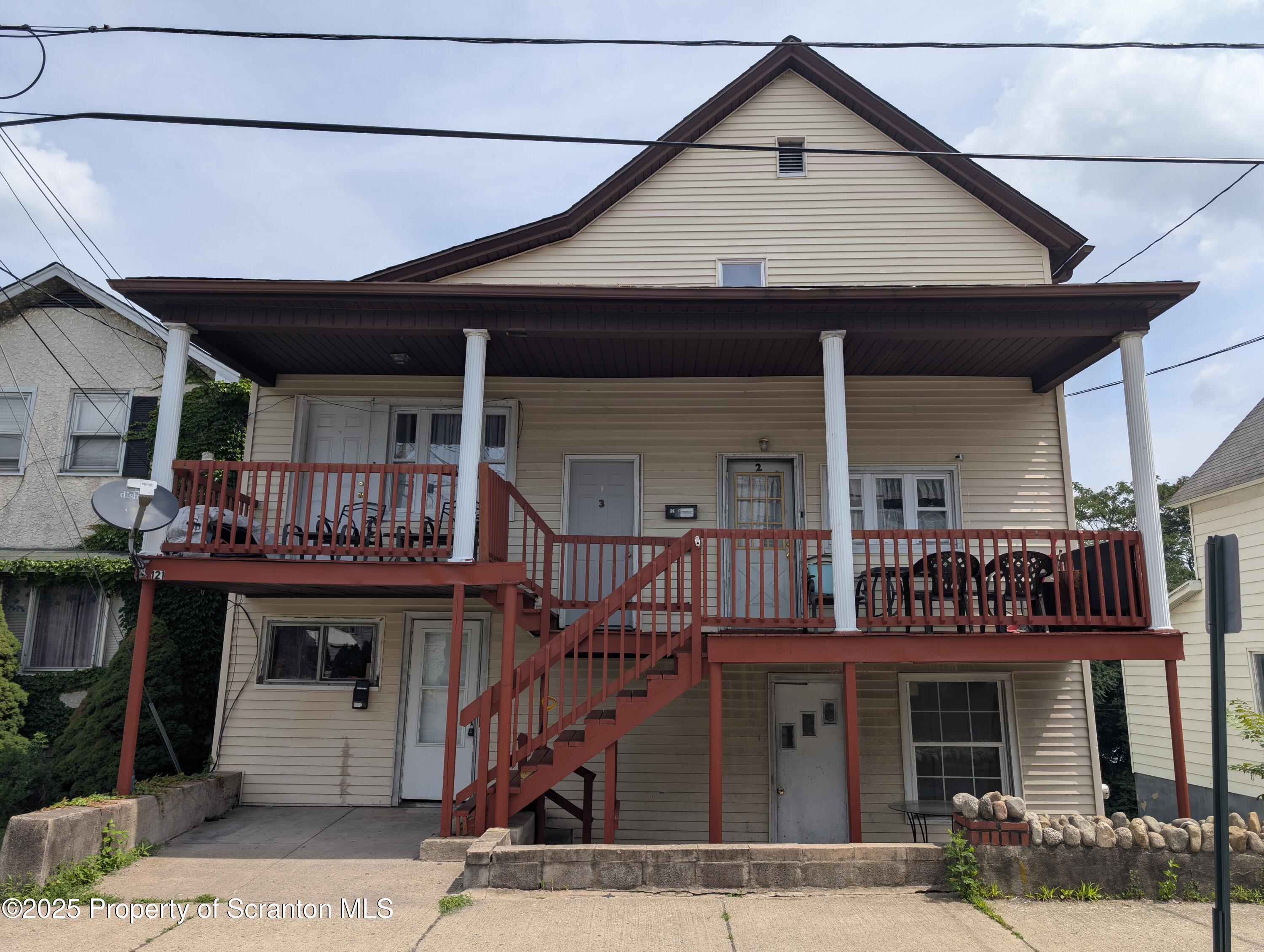 121 Sand Street  Dunmore PA 18510 photo