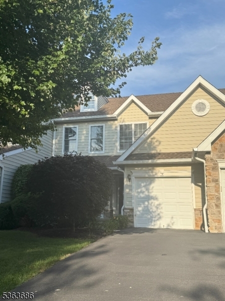 19 Patriot Hill Dr  Bernards Twp. NJ 07920 photo