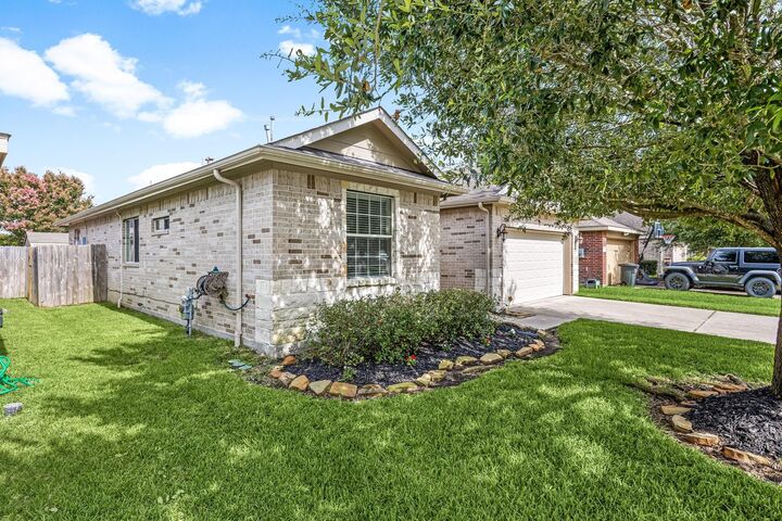 Property Photo:  15110 Sierra Ridge Drive  TX 77396 