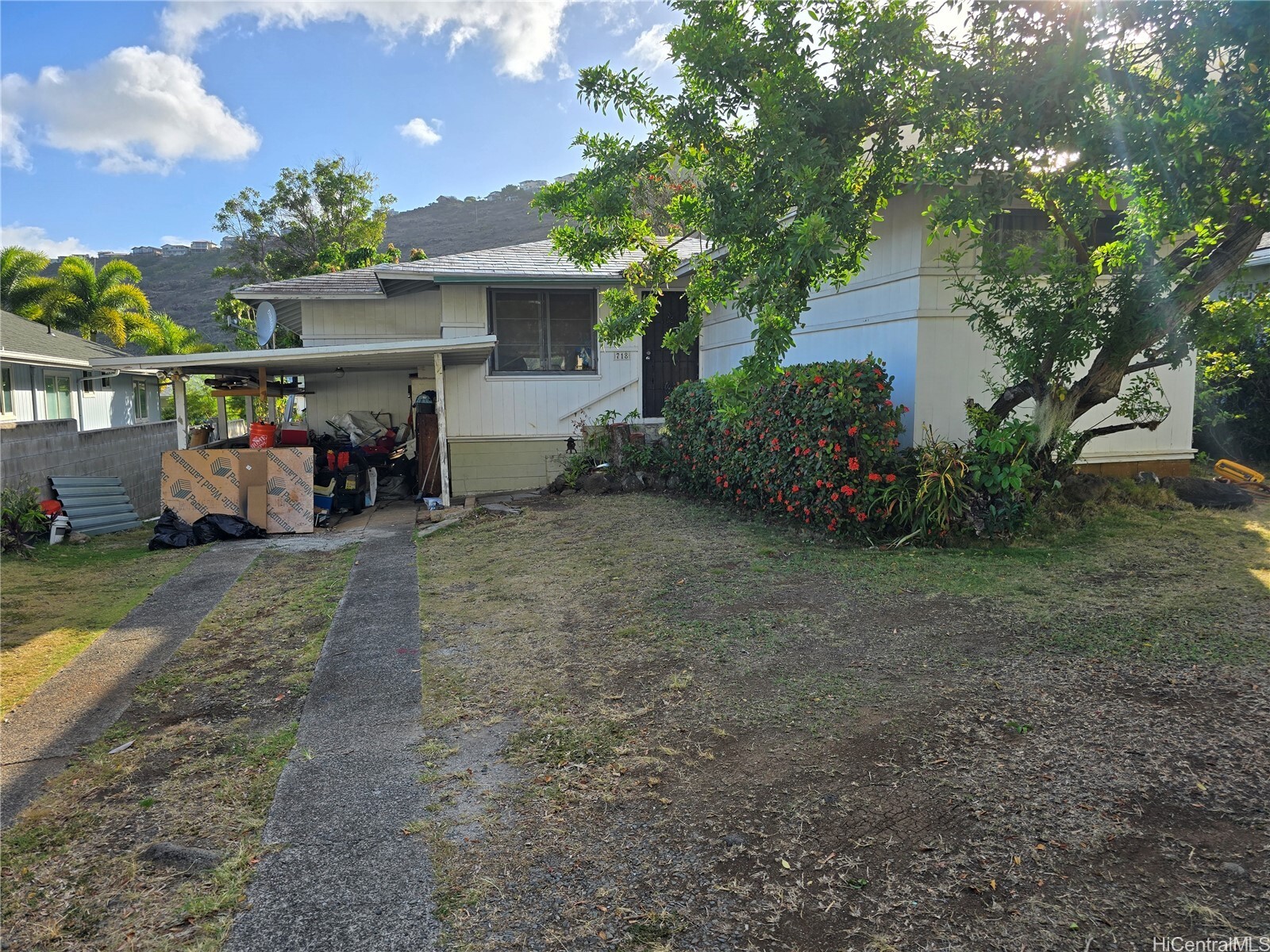718 Hind Iuka Drive  Honolulu HI 96821 photo