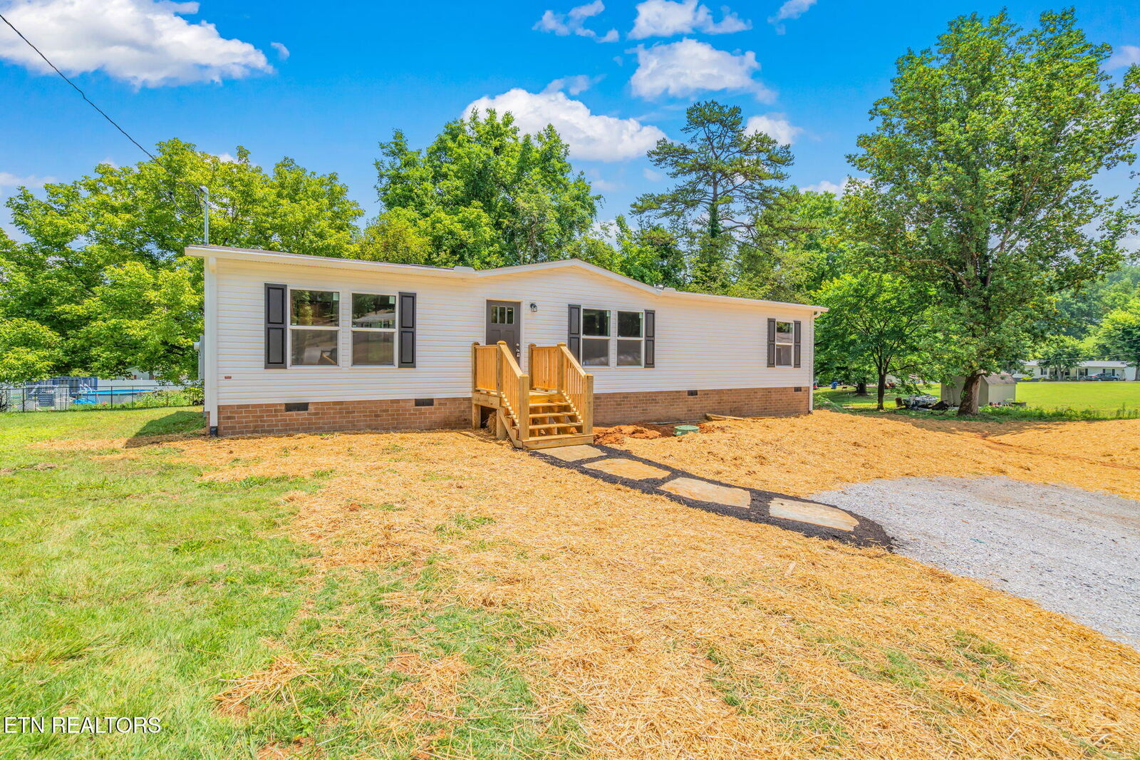 Property Photo:  115 Ford Ave  TN 37748 